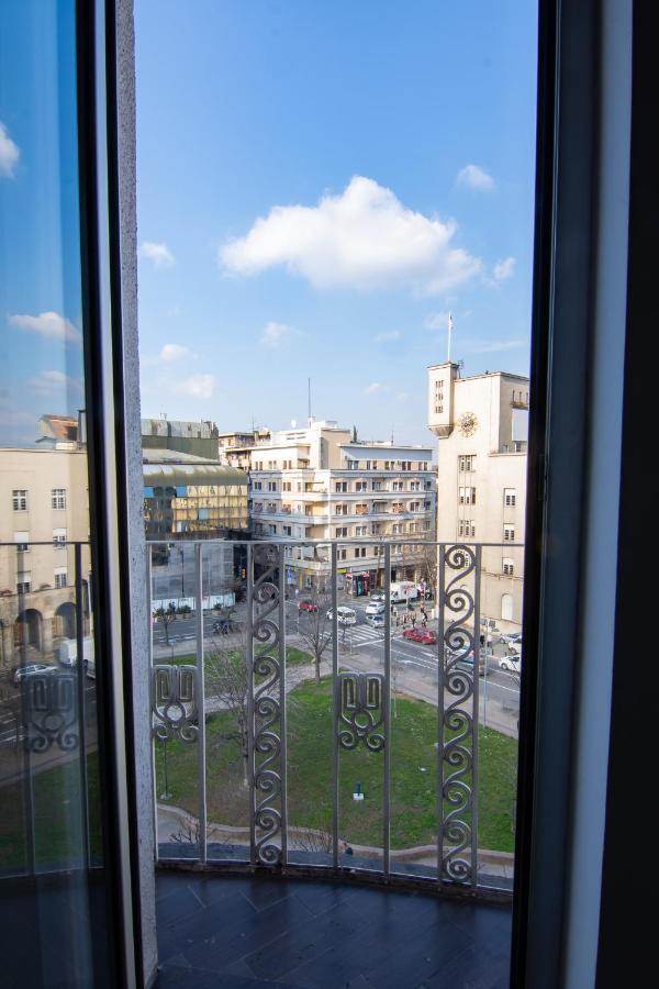 Square 6 Belgrado Exterior foto